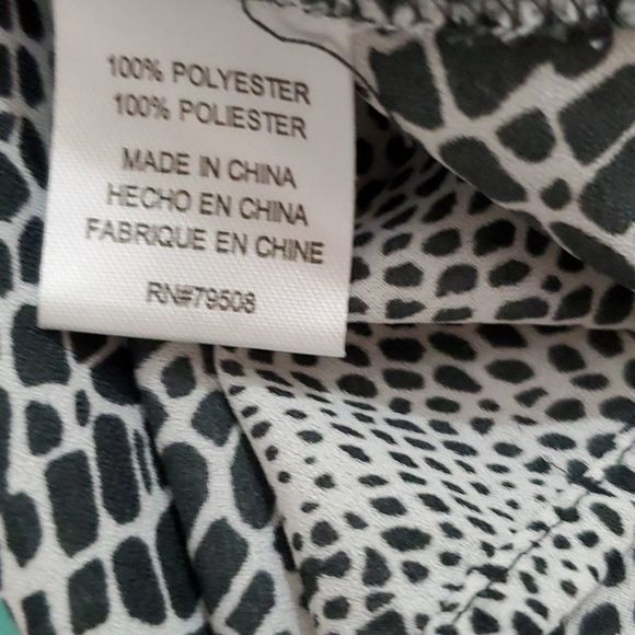 Violet and Claire snakeprint blouse  sz sm - Picture 5 of 8